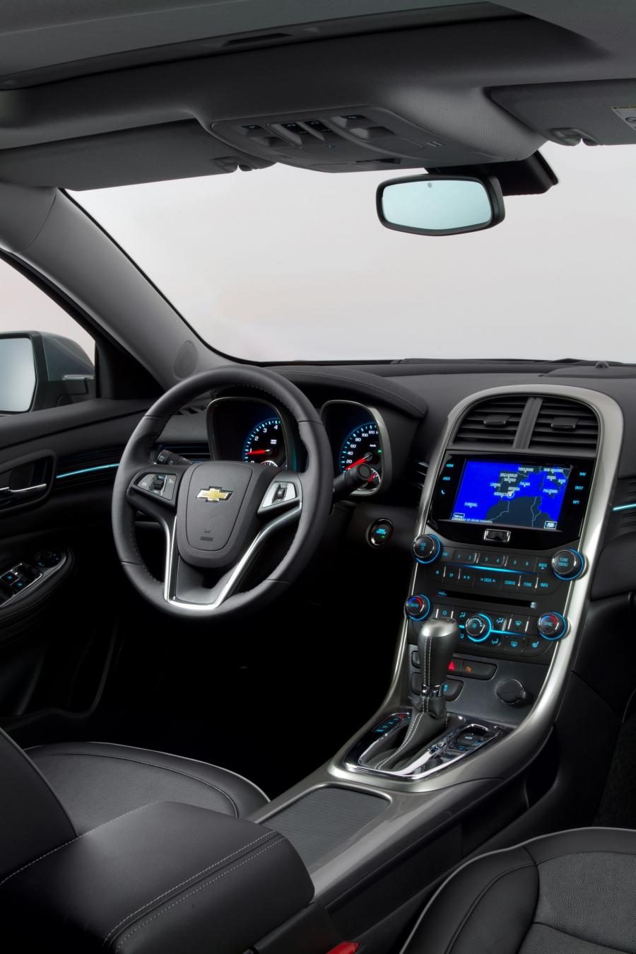  Chevrolet Malibu 2012 года  (EU) (фото 25 из 105)